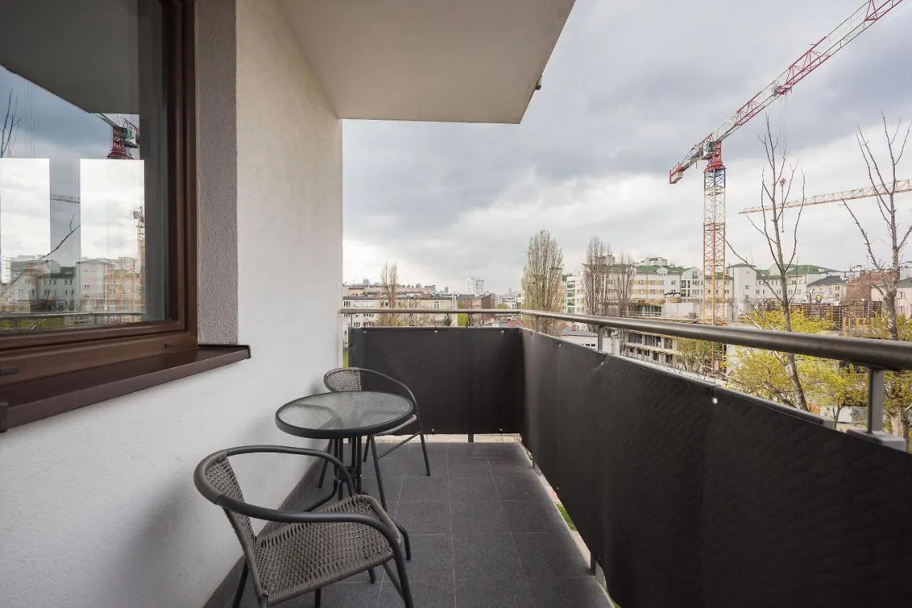 Arte Praga Koneser Apartment Varşova Polonya